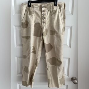 NWOT Anthropologie “The Wanderer” Womens Camouflage jeans